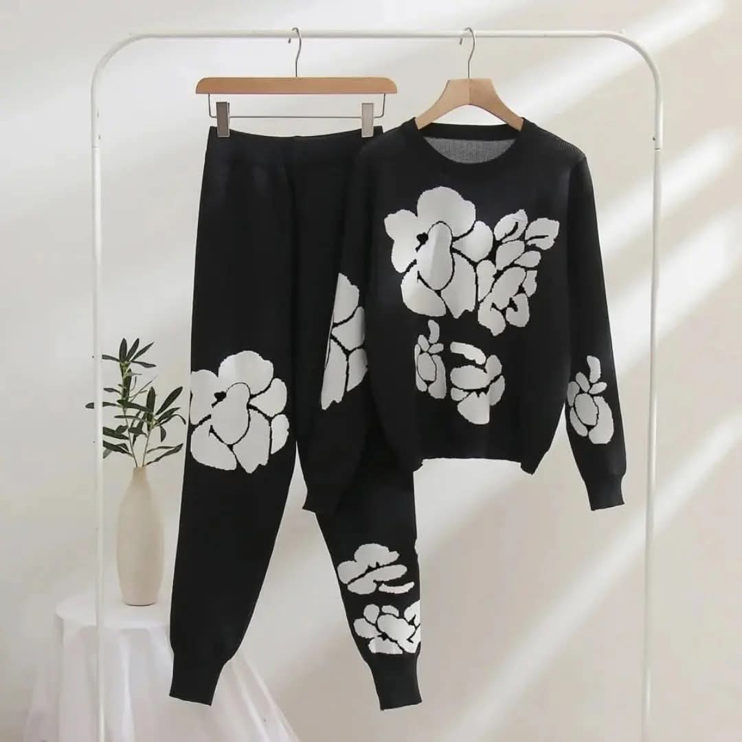 Black Floral Knit Winter Track Suit