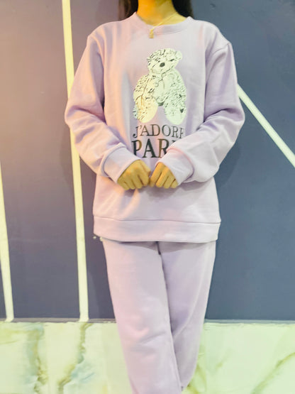 Modern aur stylish winter outfit..Purple