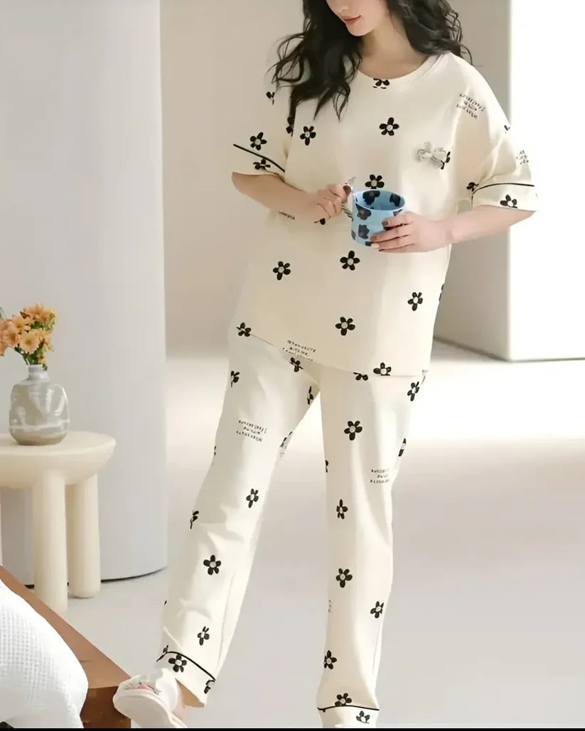 White Daisy Print Women Nightwear Set
